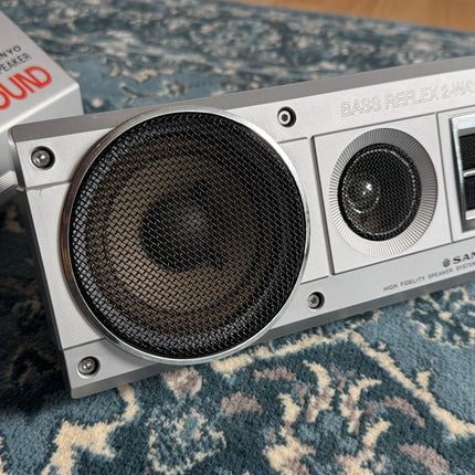 Sanyo FSP-V740 RED SOUND Shelf Speaker