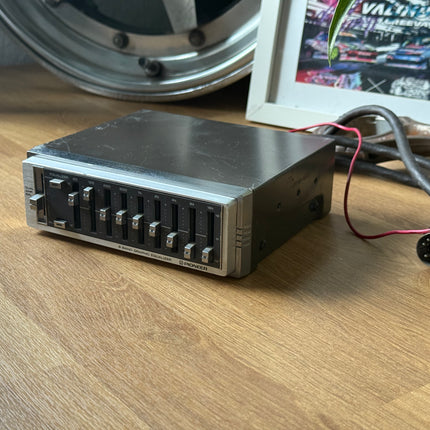 Pioneer Lonesome Car-Boy CD-9 Graphic Equalizer