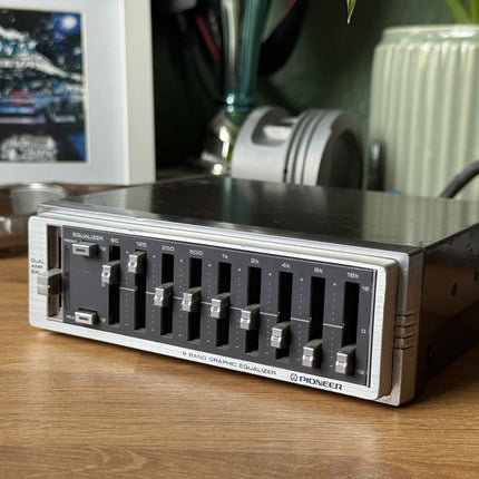 Pioneer Lonesome Car-Boy CD-9 Graphic Equalizer