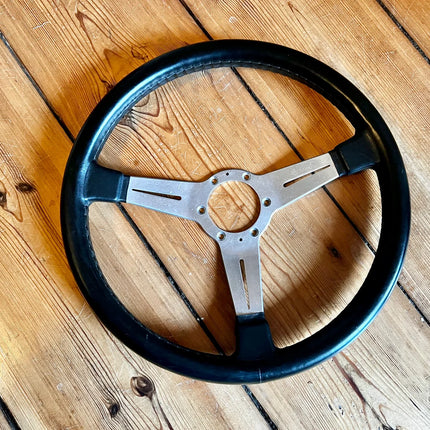 NARDI ND 365 Leather Steering Wheel