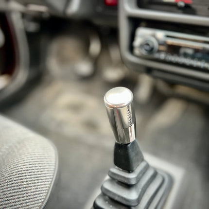 NISMO Midlogo alloy shift knob